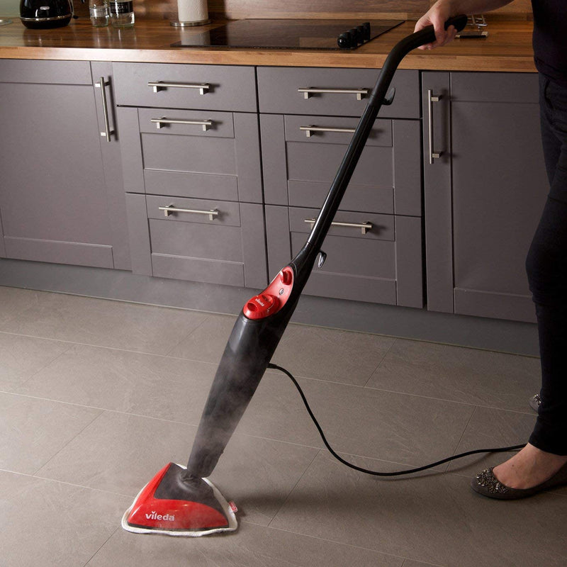 Thanks to its unique design and the joint found on the head of the mop, the Vileda Steam Mop can get to those hard-to-reach places.