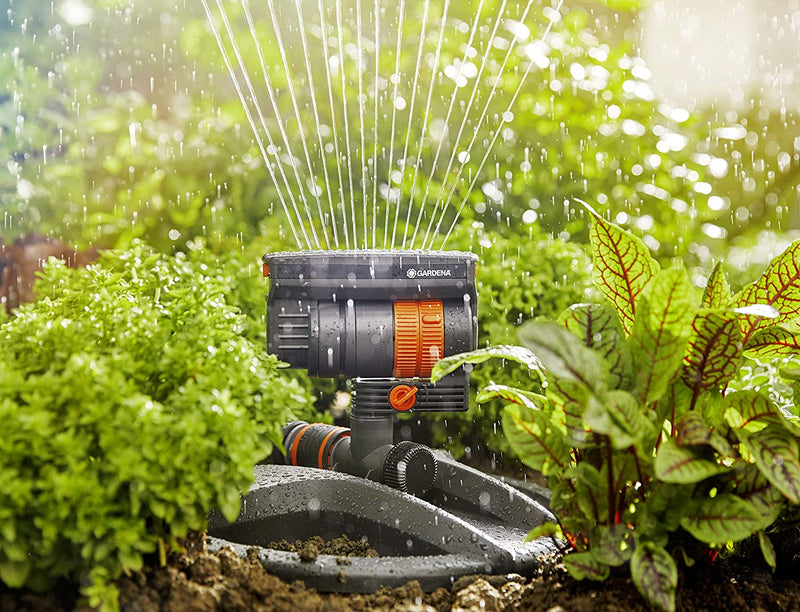 Gardena Aquazoom Compact Rectangular Sprinkler: Sprinkler for Watering Areas of 9-216 m², Range 3-18 m, Spread 3-12 m, Built-in Filter (18708-20)