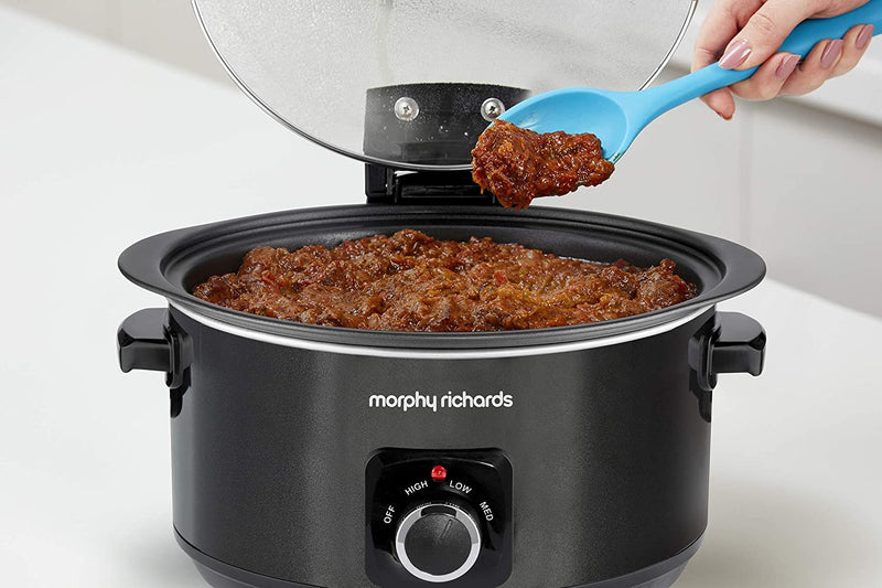 Morphy Richards 460020 Sear, Stew and Stir 3.5L Slow Cooker with Hinged Lid, 163 W, 3.5 liters, Black