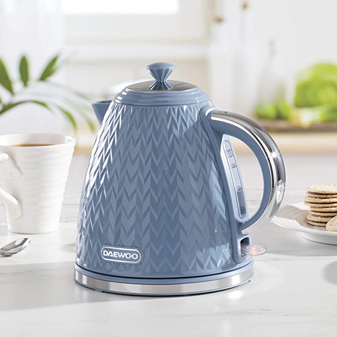 Daewoo SDA1822 Argyle 1.7L Electric Kettle, Removable & Washable Limescale Filter Lid Opening, Auto/Manual Switch Off (220-240V/50-60Hz/3KW), Blue