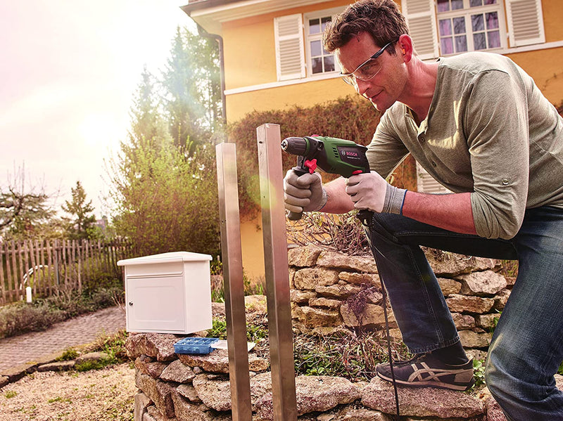 Bosch hammer drill low weight and compact design make this tool exceptionally easy to handle.