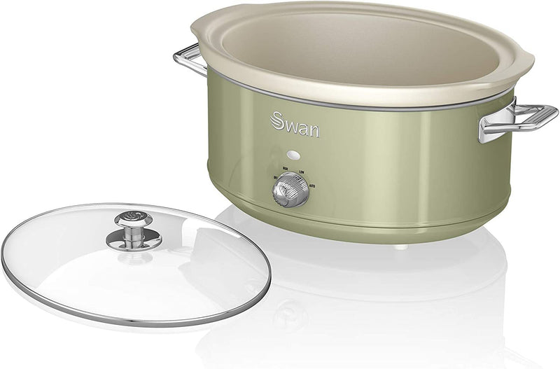 Removable Ceramic Inner Pot – The removable ceramic dish on this Swan Retro slow cooker allows for easy serving and simple, hassle-free cleaning